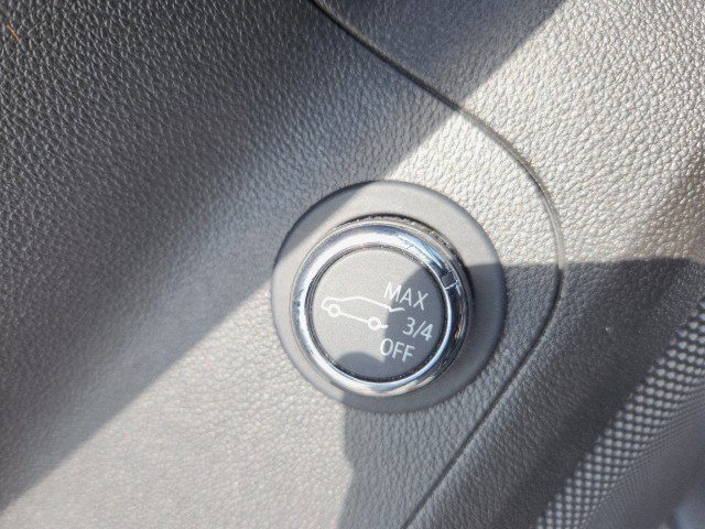 Used 2023 GMC Acadia SLE w/ Driver Convenience Package image 33
