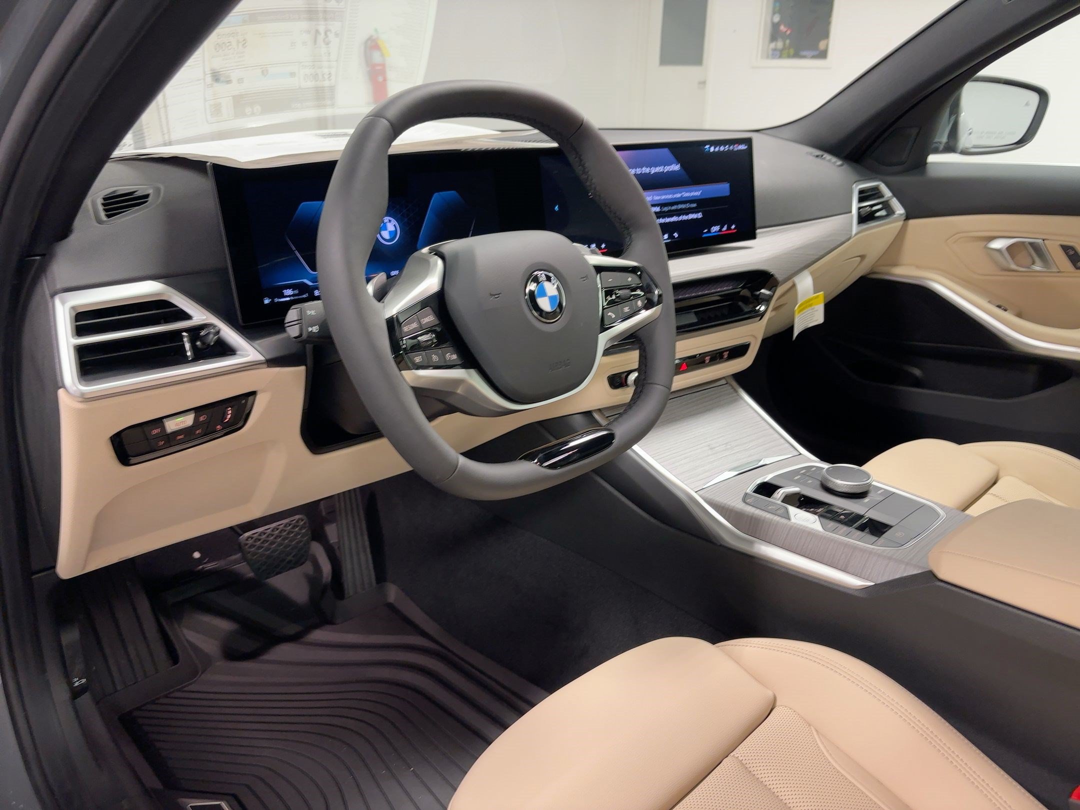 Used 2026 BMW 330i Sedan w/ Convenience Package RWD image 4