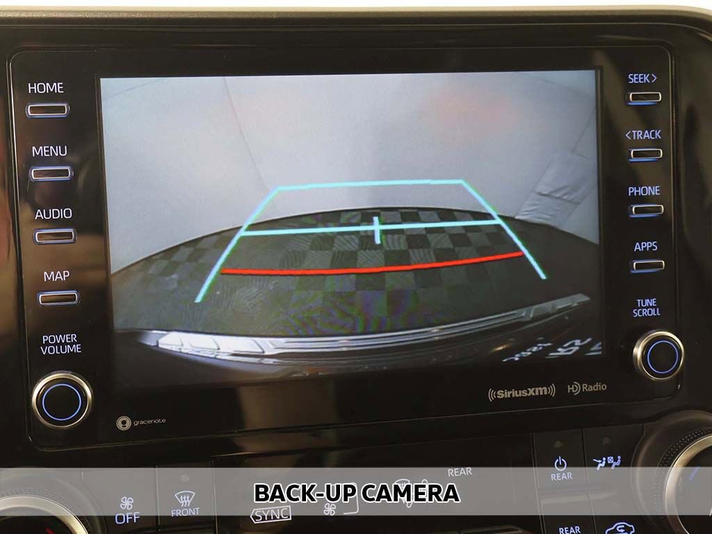 Used 2022 Toyota Highlander XLE image 6