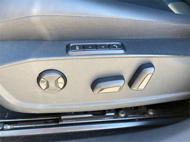 Used 2022 Volkswagen ID.4 Pro S w/ Gradient Package image 21