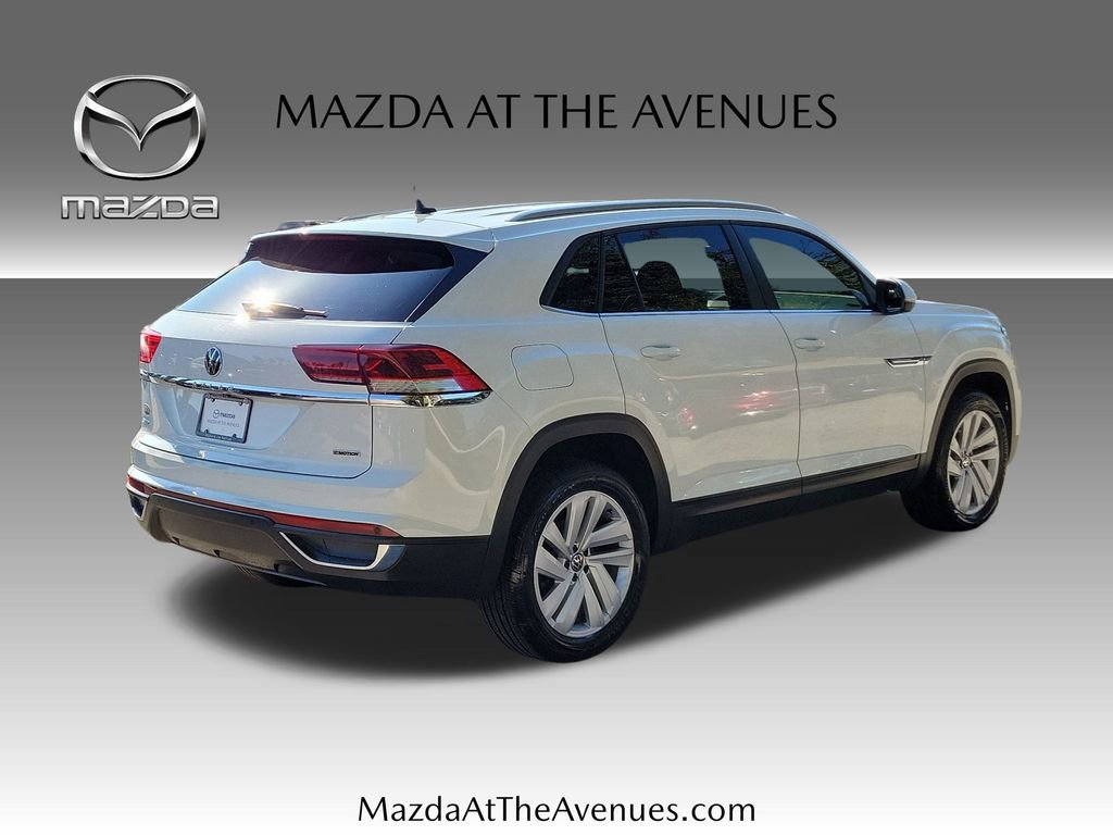 Used 2020 Volkswagen Atlas Cross Sport SE image 4