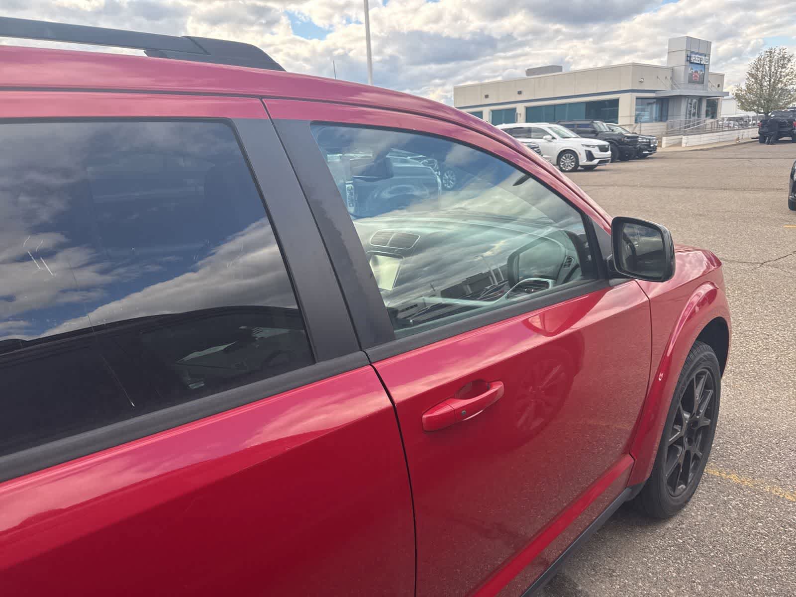 Used 2015 Dodge Journey SXT w/ Blacktop Package FWD image 7