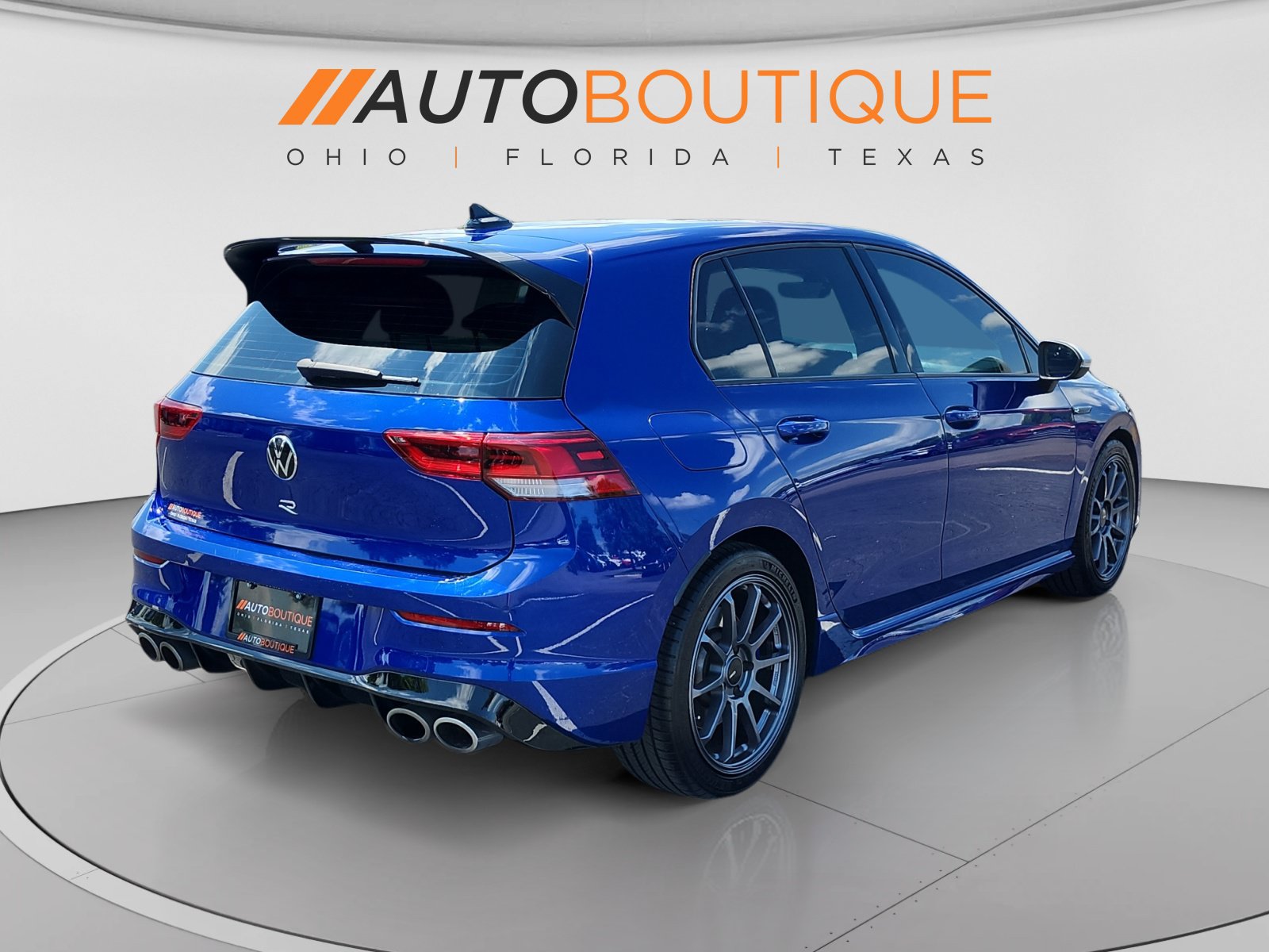 Used 2022 Volkswagen Golf R AWD/4WD image 5