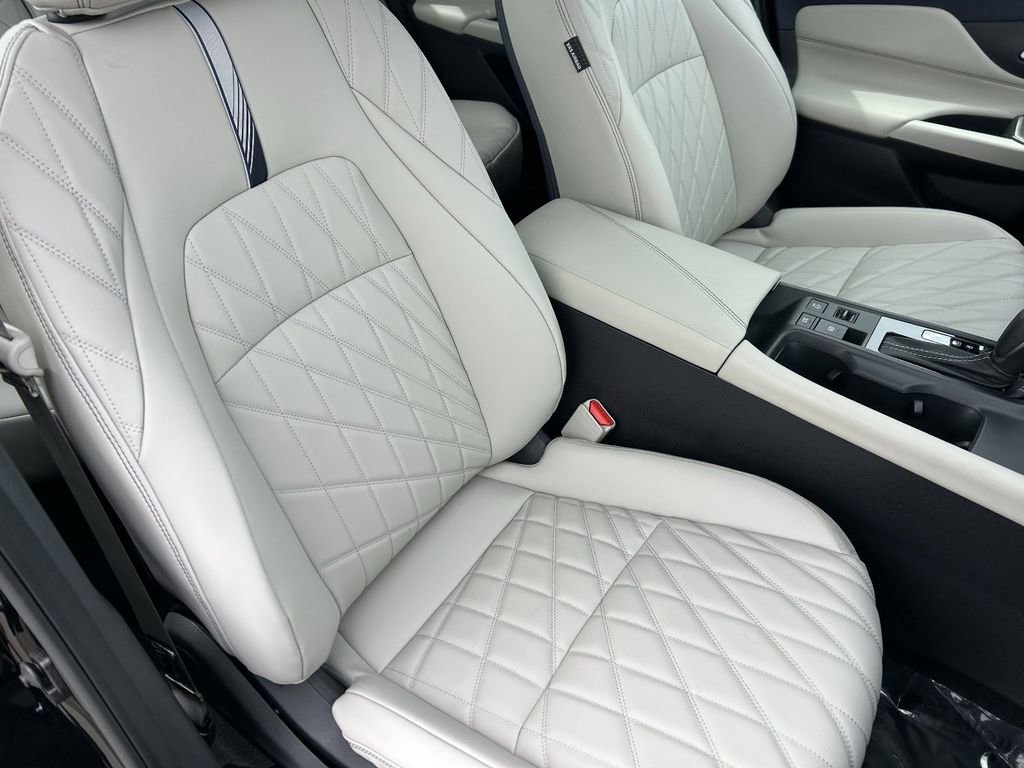 New 2026 Nissan Sentra SL w/ Floor Mat Package image 10