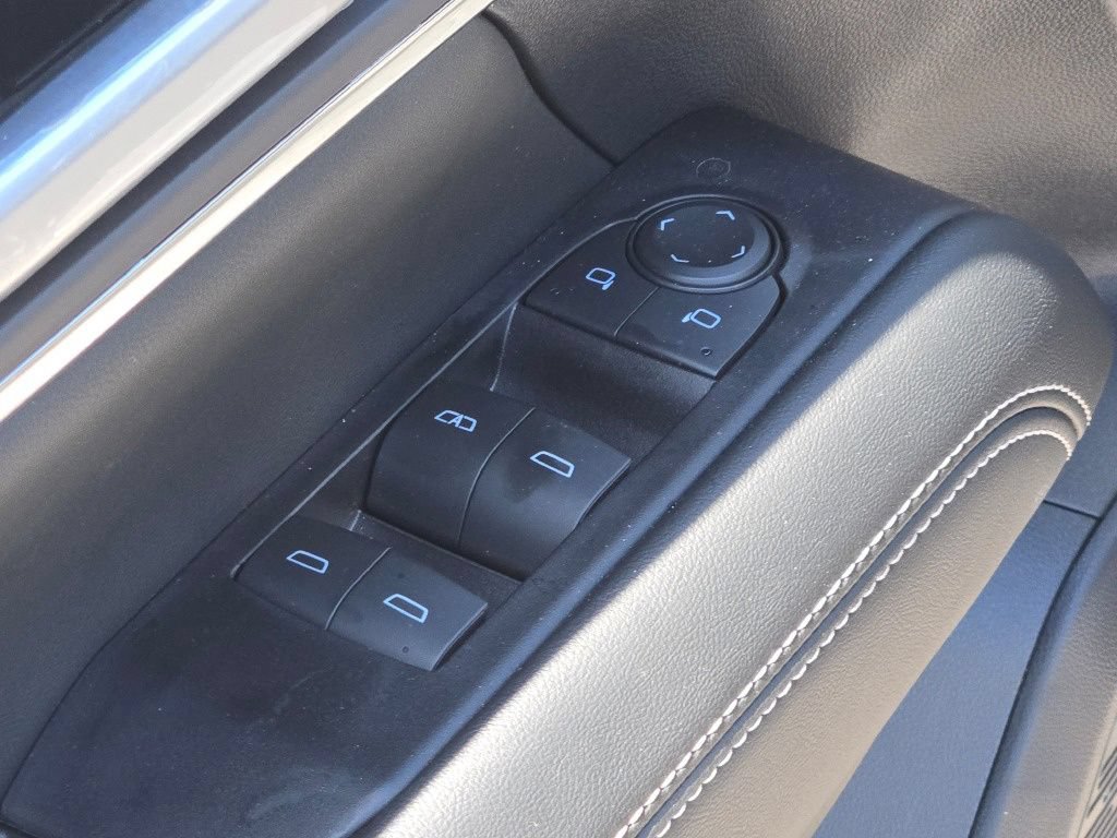 New 2026 GMC Terrain Elevation w/ Technology Package II FWD image 32
