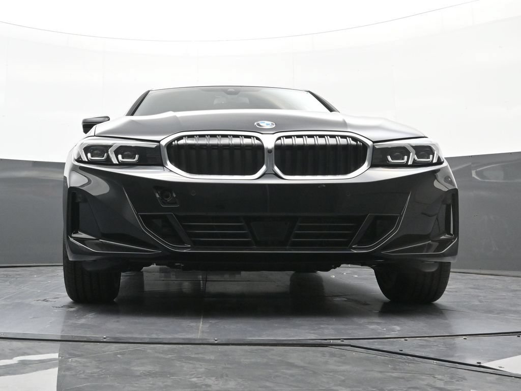 New 2026 BMW 330i xDrive Sedan w/ Premium Package AWD/4WD image 23