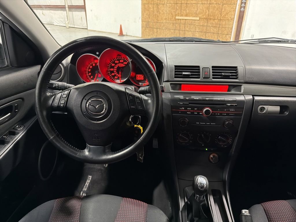 Used 2006 MAZDA MAZDA3 s image 24