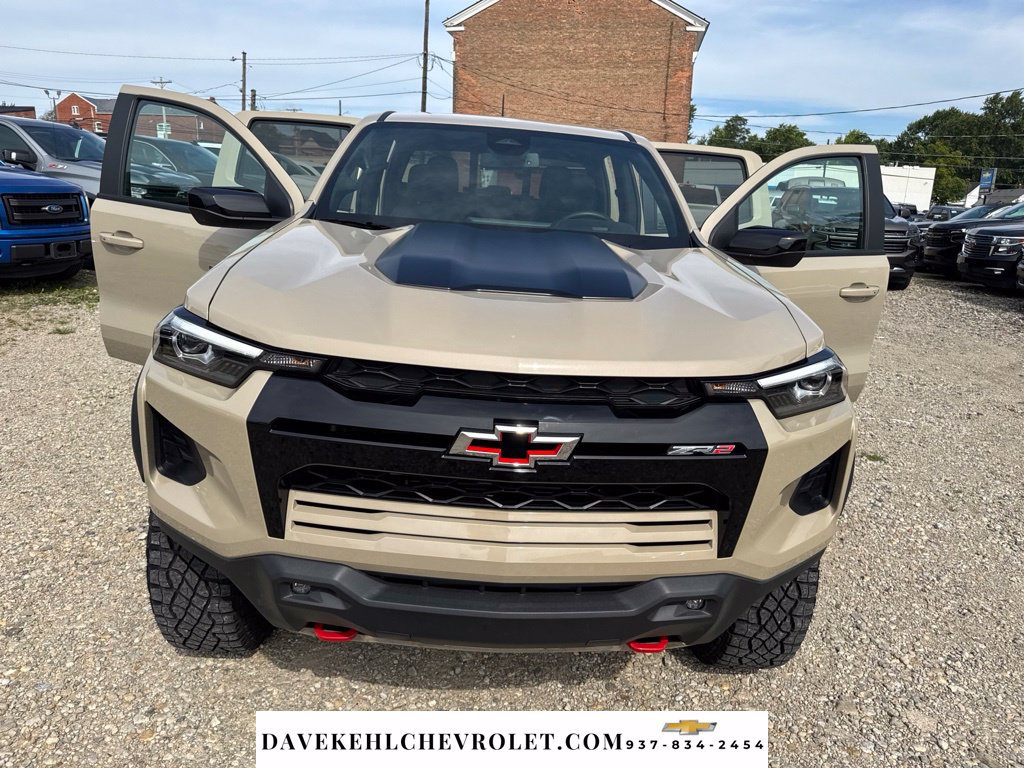 Used 2024 Chevrolet Colorado ZR2 AWD/4WD image 31
