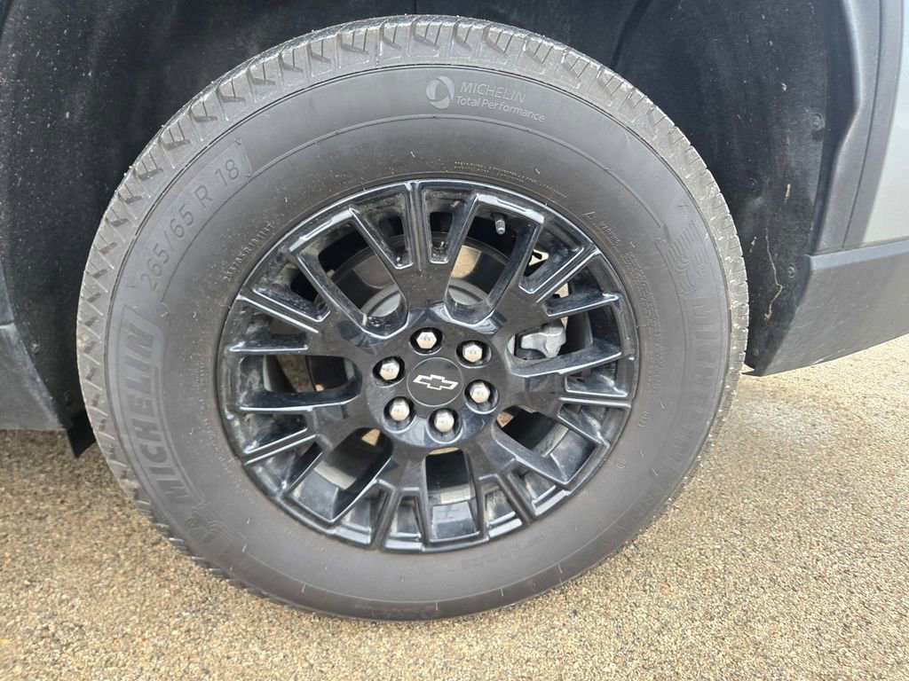 Used 2025 Chevrolet Traverse Z71 image 45