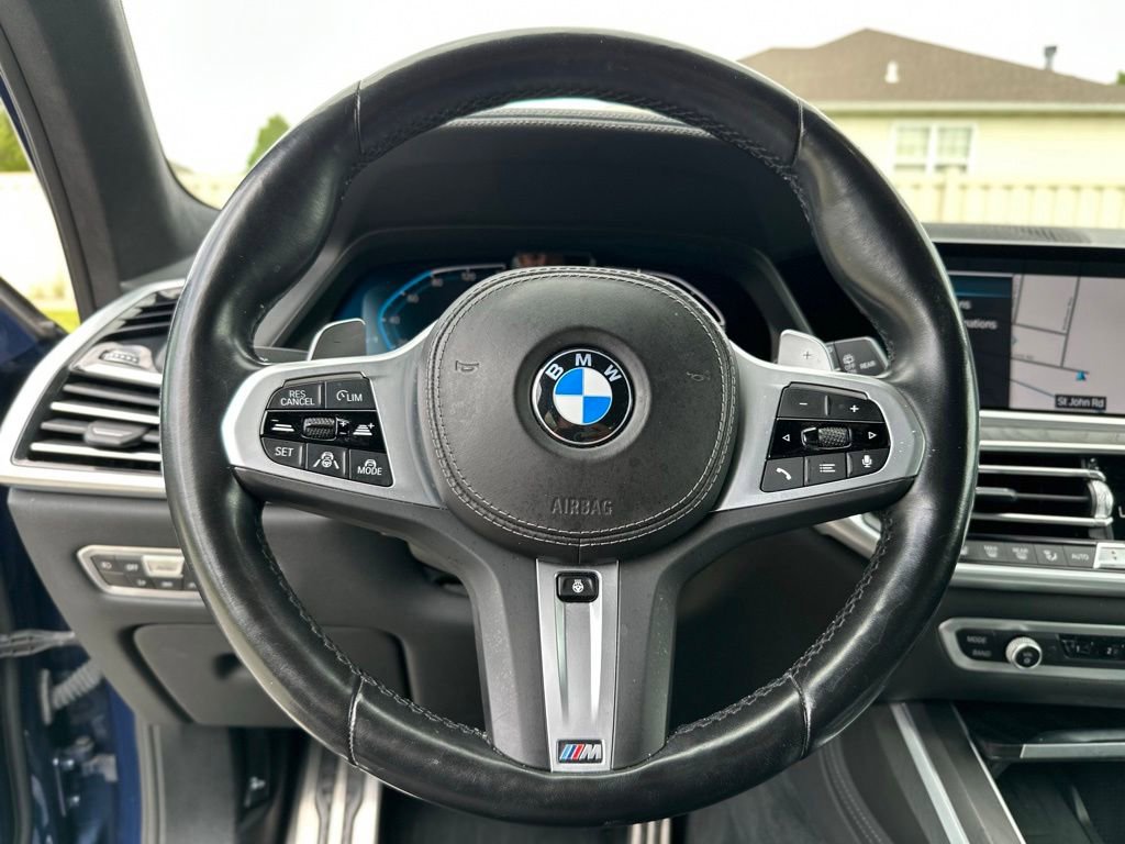Used 2022 BMW X7 xDrive40i w/ M Sport Package AWD/4WD image 29