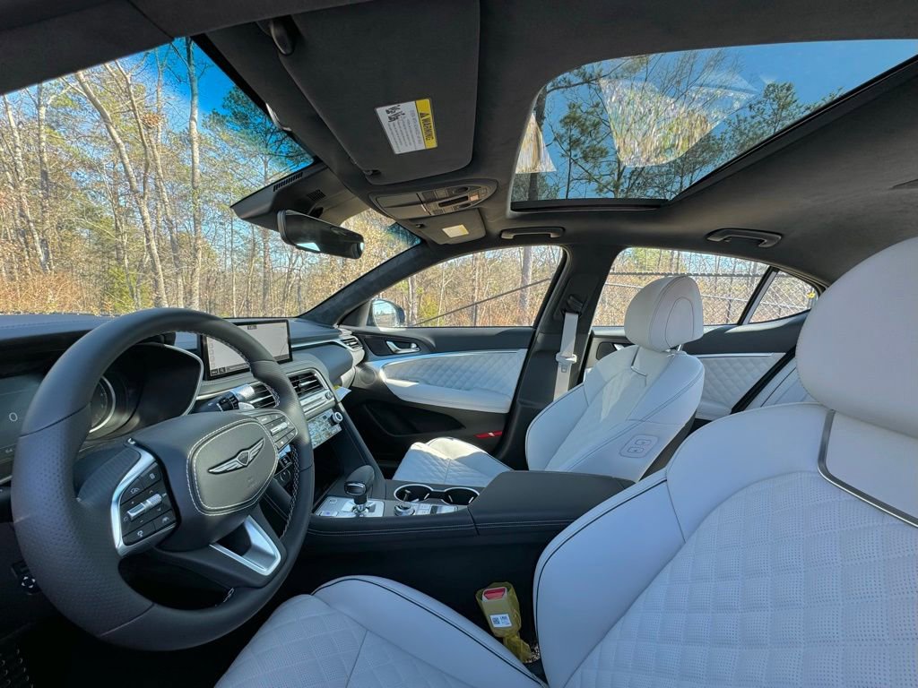 Used 2025 Genesis G70 3.3T Advanced w/ Sport Prestige Package image 19