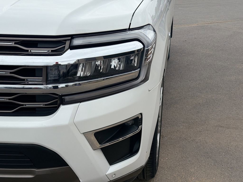 Used 2022 Ford Expedition King Ranch image 11