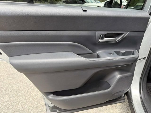 Certified 2025 Toyota Grand Highlander FWD image 13