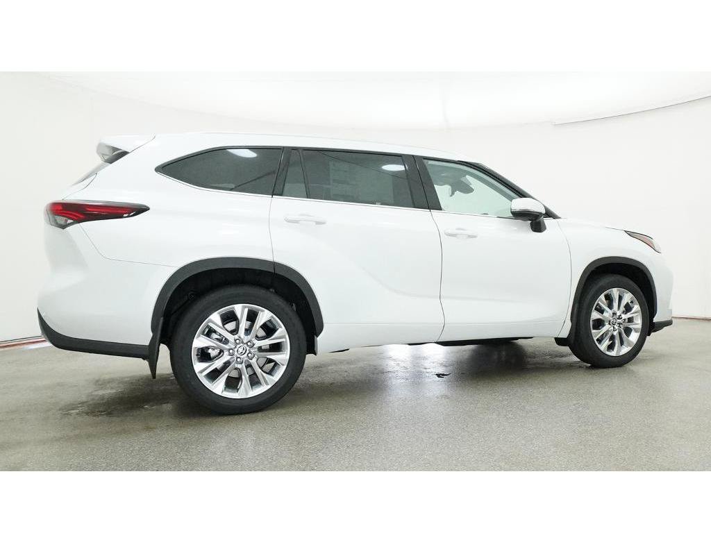 New 2026 Toyota Highlander Limited AWD/4WD image 26