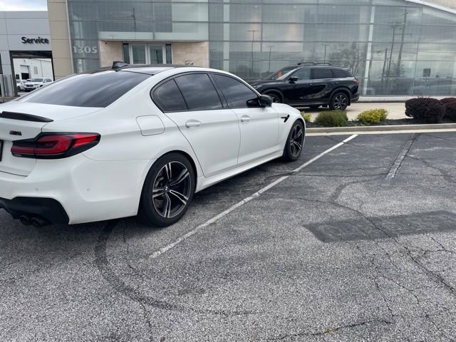 Used 2018 BMW M5 image 3