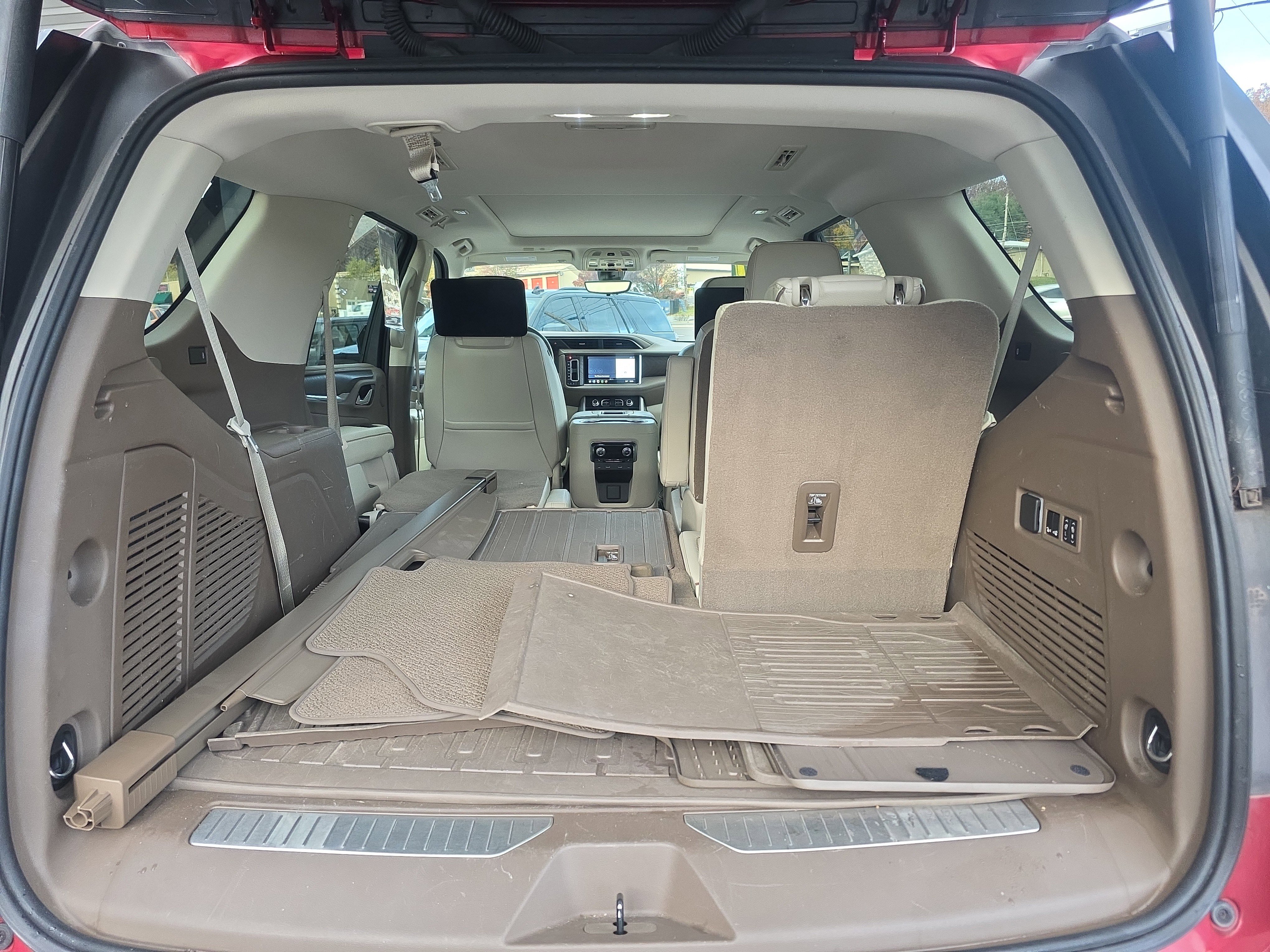 Used 2021 GMC Yukon Denali w/ Denali Ultimate Package image 7