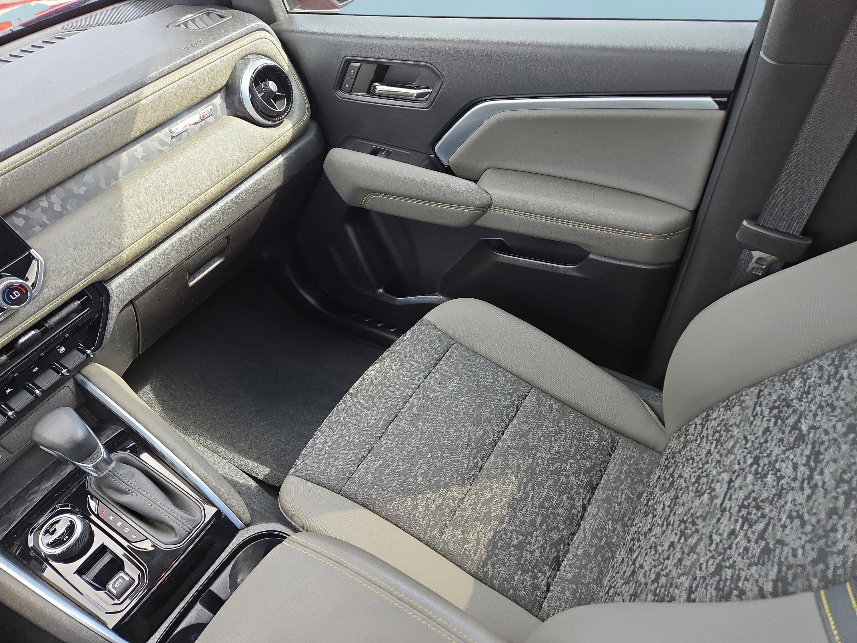 Certified 2024 Chevrolet Colorado ZR2 w/ Technology Package image 20