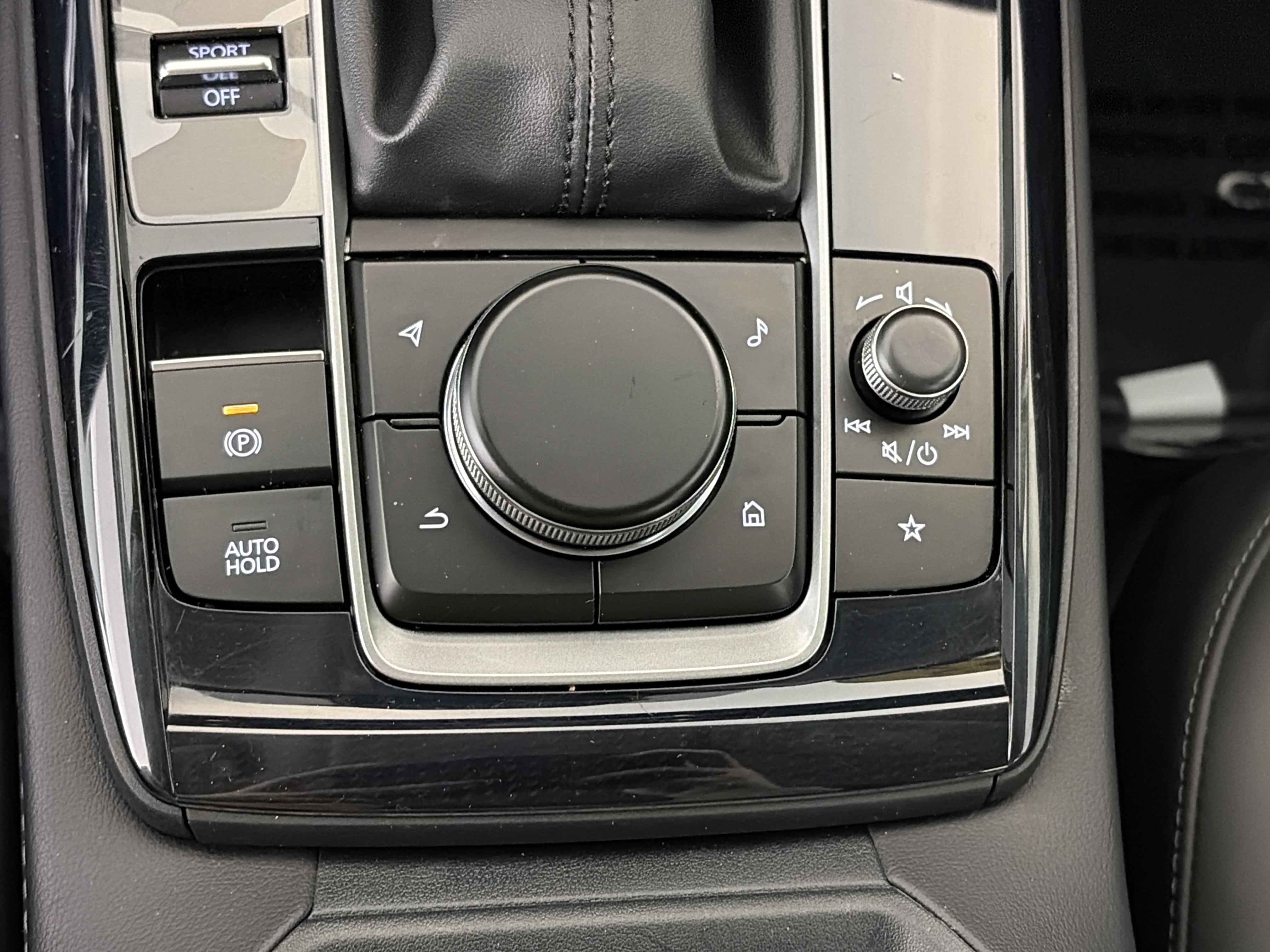 Used 2025 MAZDA CX-30 AWD 2.5 S w/ Select Sport Pkg image 24