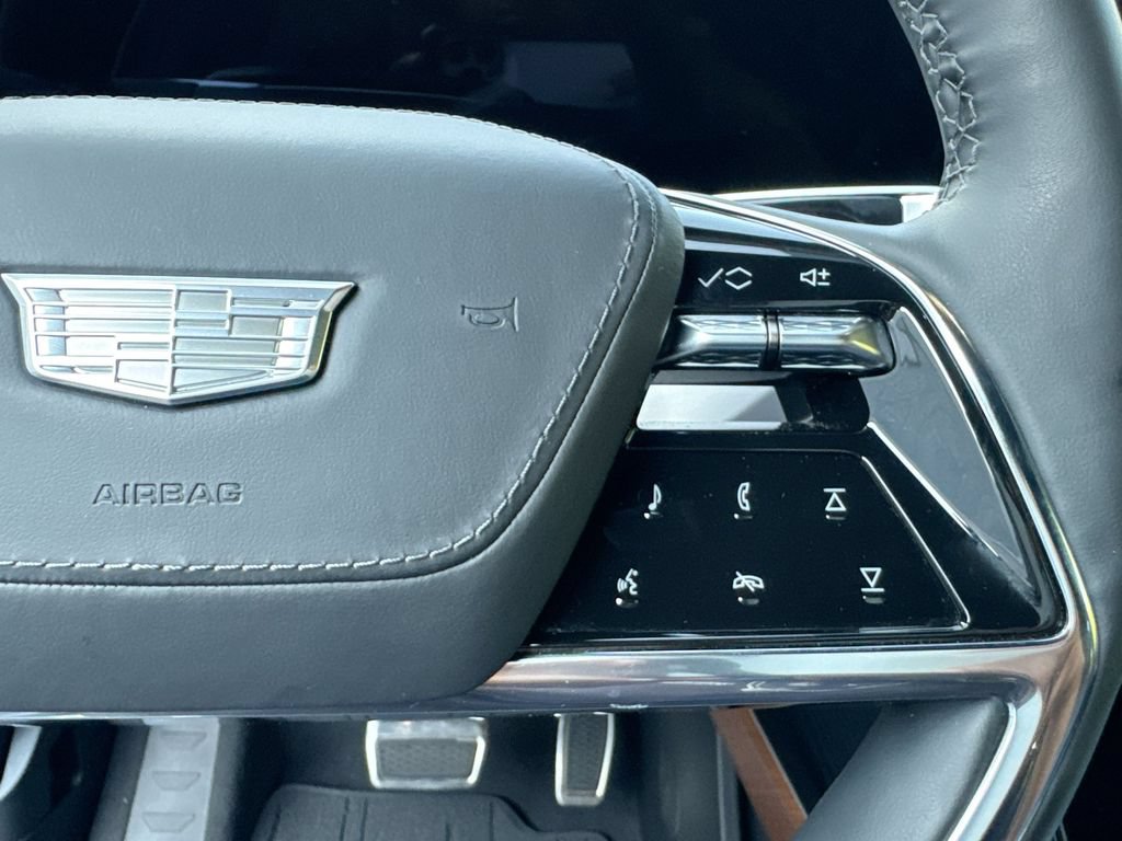 Used 2026 Cadillac Vistiq Premium Luxury AWD/4WD image 18