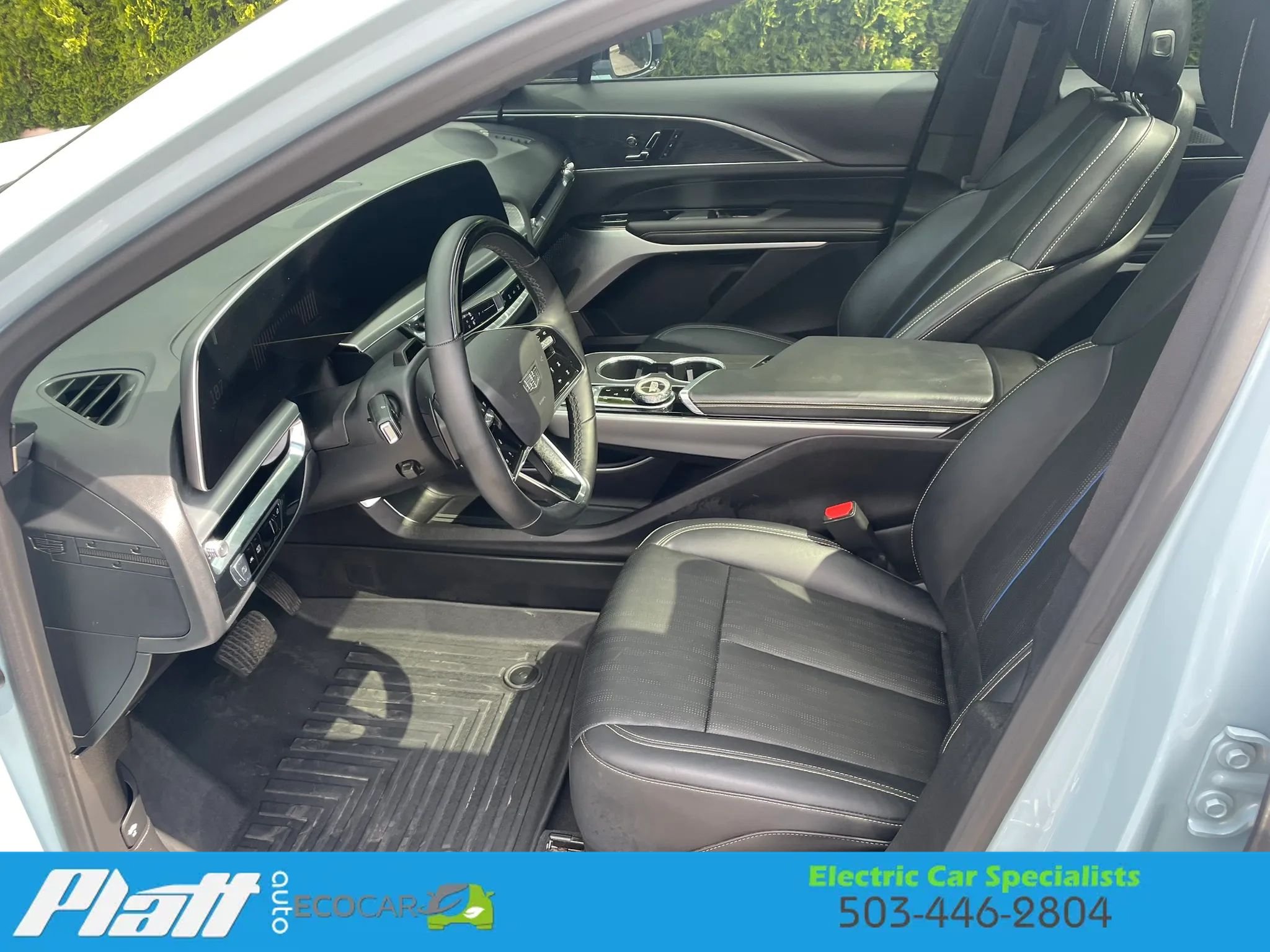 Used 2024 Cadillac Lyriq Sport AWD/4WD image 25