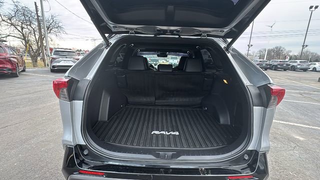 Used 2021 Toyota RAV4 XSE image 39