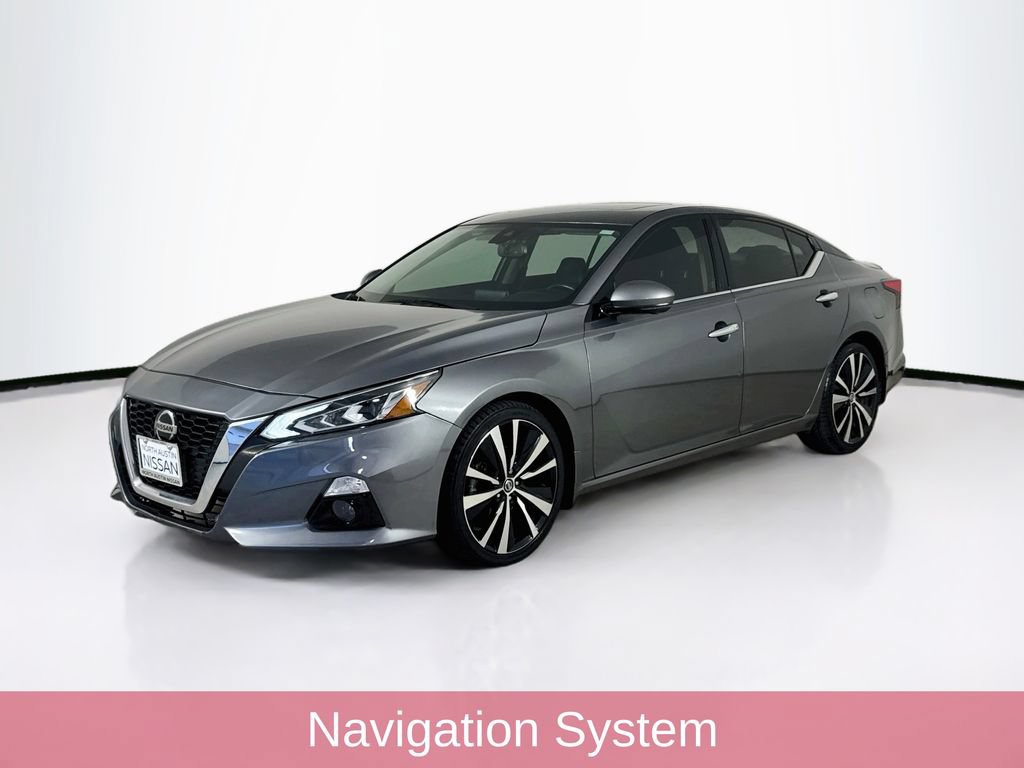 Used 2019 Nissan Altima 2.5 Platinum FWD image 3