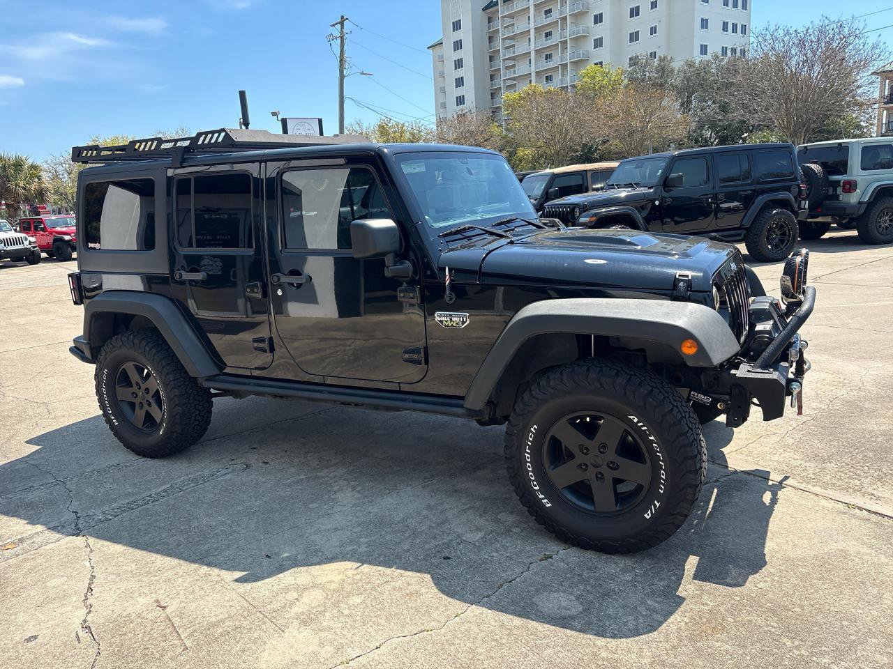 Used 2012 Jeep Wrangler Unlimited Rubicon image 4