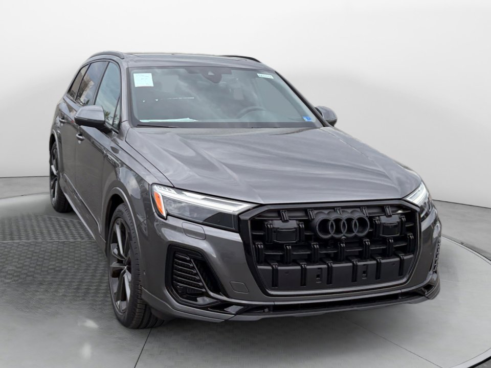 New 2026 Audi Q7 3.0T Premium Plus