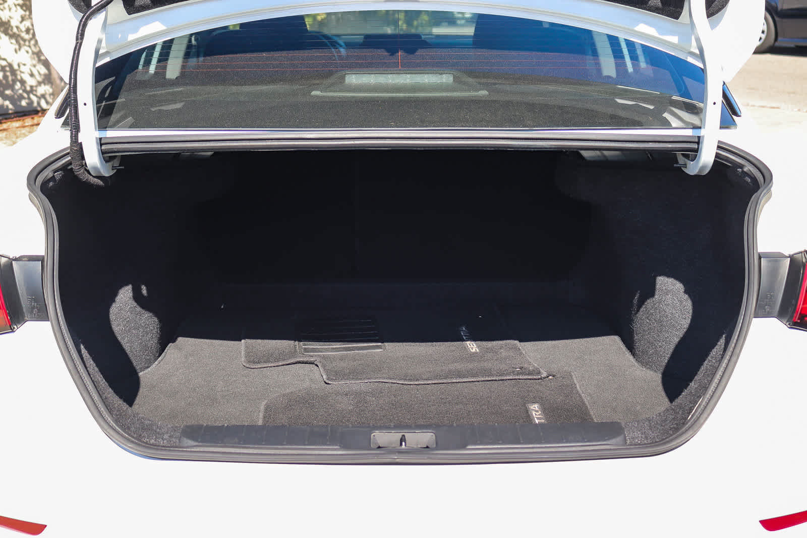 Used 2020 Nissan Sentra SV FWD image 27