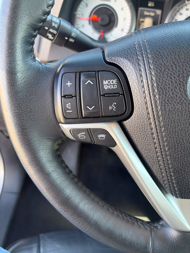 Used 2015 Toyota Sienna SE Premium FWD image 13
