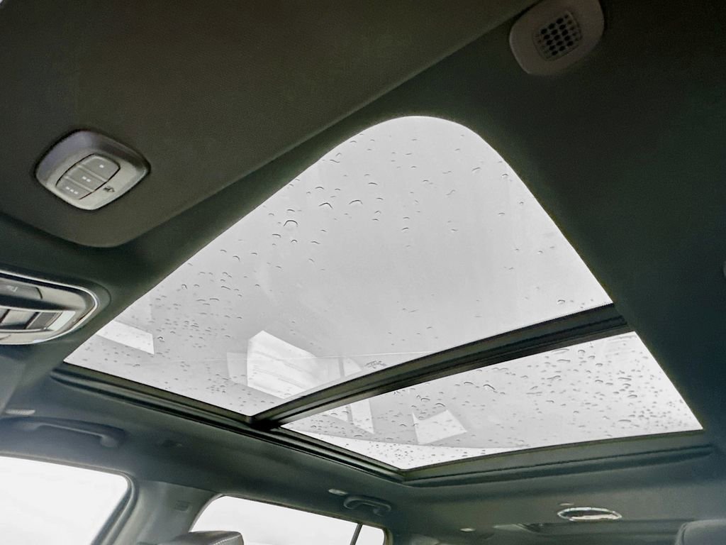 New 2026 Jeep Grand Wagoneer 4WD image 14