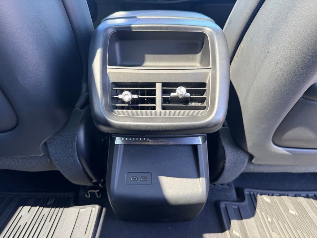 Used 2024 Cadillac Lyriq Tech w/ Driver Assist Package AWD/4WD image 34