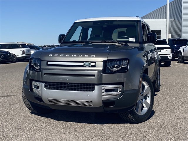 Used 2023 Land Rover Defender 110 S image 3