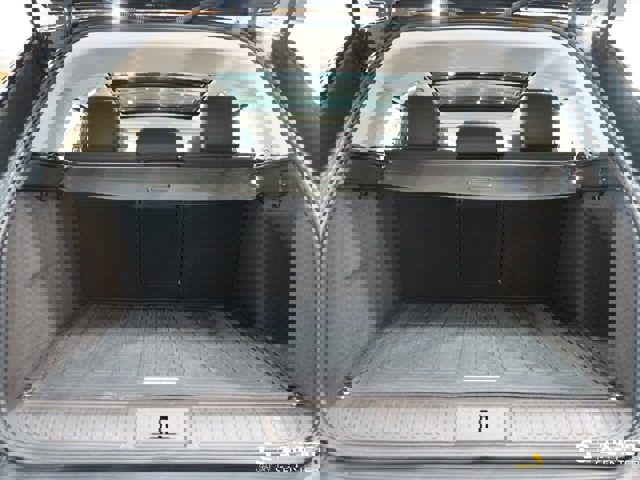 Used 2016 Land Rover Range Rover Sport HSE image 46