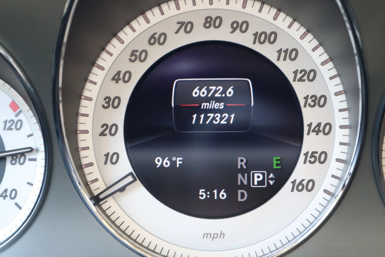 Used 2015 Mercedes-Benz GLK 350 2WD image 30