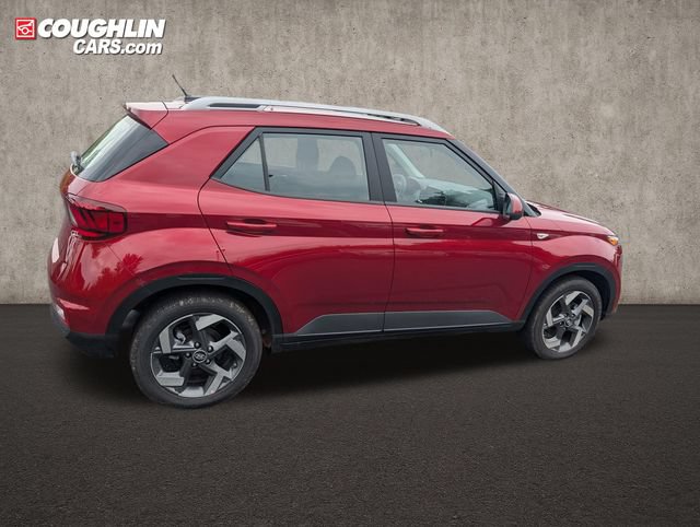 New 2026 Hyundai Venue SEL FWD image 9