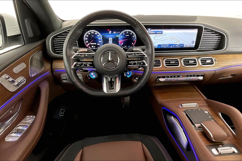 Certified 2025 Mercedes-Benz GLS 63 AMG 4MATIC image 5