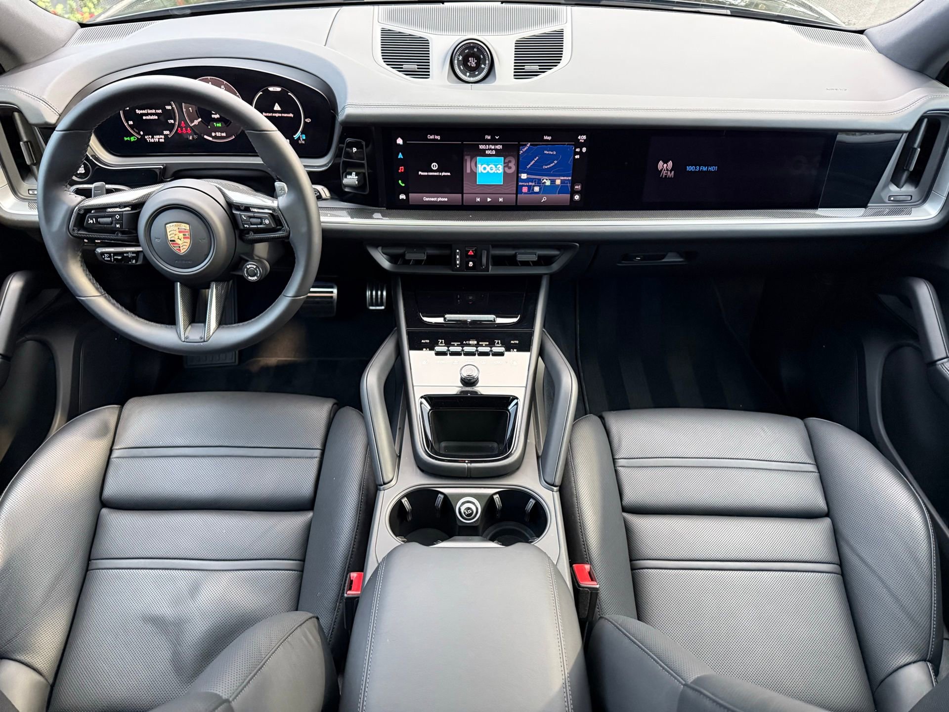 Used 2025 Porsche Cayenne S image 14