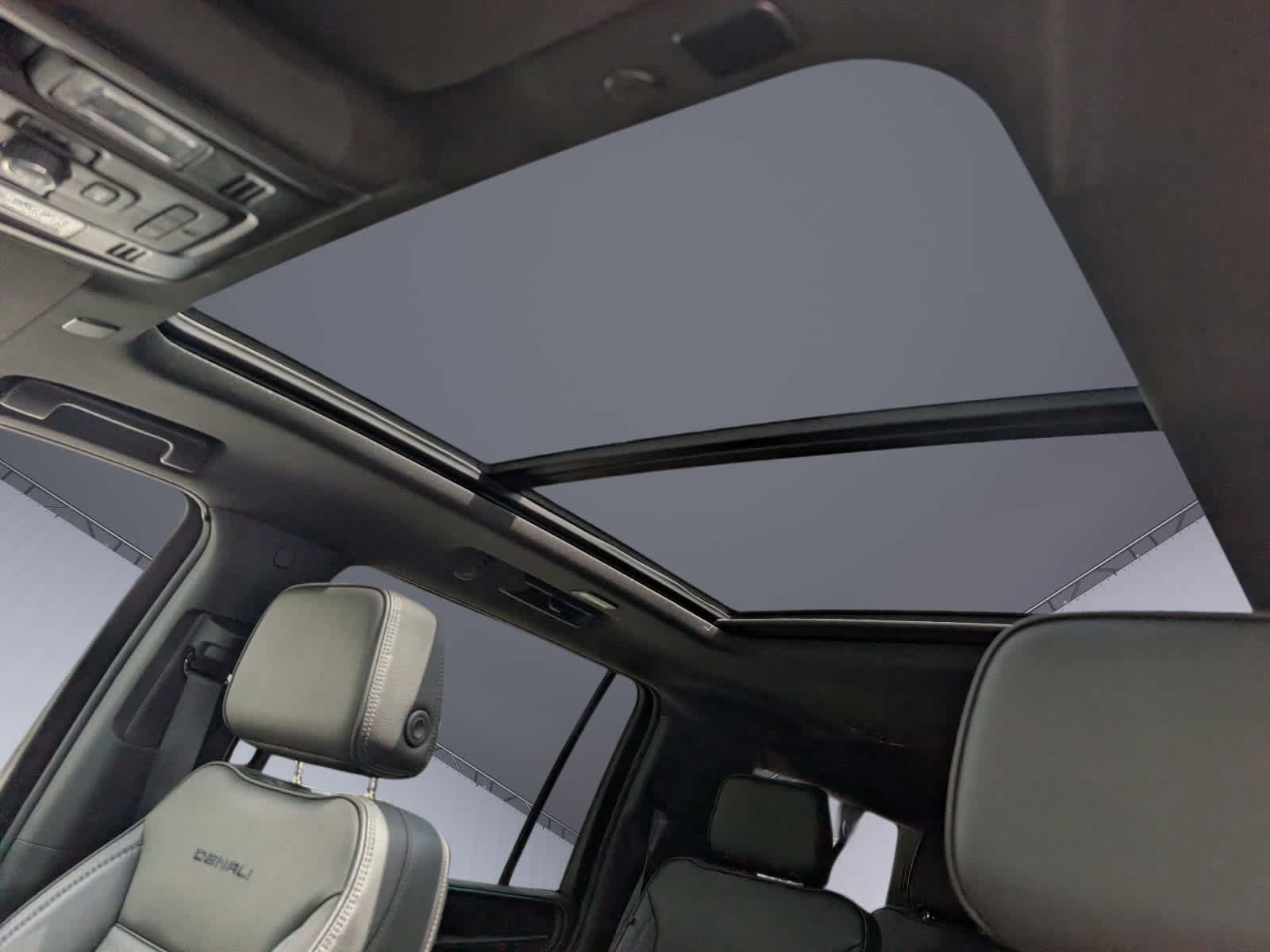 Certified 2024 GMC Yukon XL Denali AWD/4WD image 20
