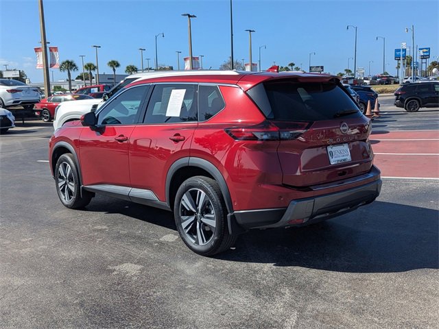 Used 2024 Nissan Rogue SL image 6