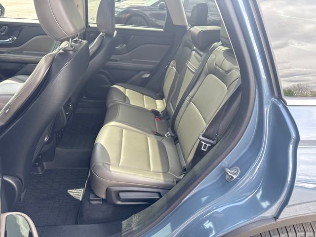 Used 2023 Lincoln Corsair AWD w/ Equipment Group 101A image 30