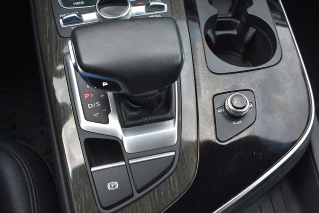 Used 2019 Audi Q7 3.0T Premium Plus w/ Premium Plus Package AWD/4WD image 33