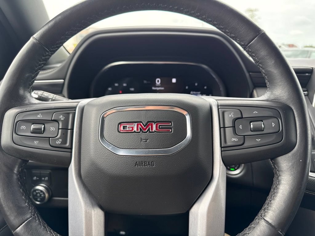 Used 2022 GMC Yukon XL SLT w/ SLT Premium Package AWD/4WD image 29