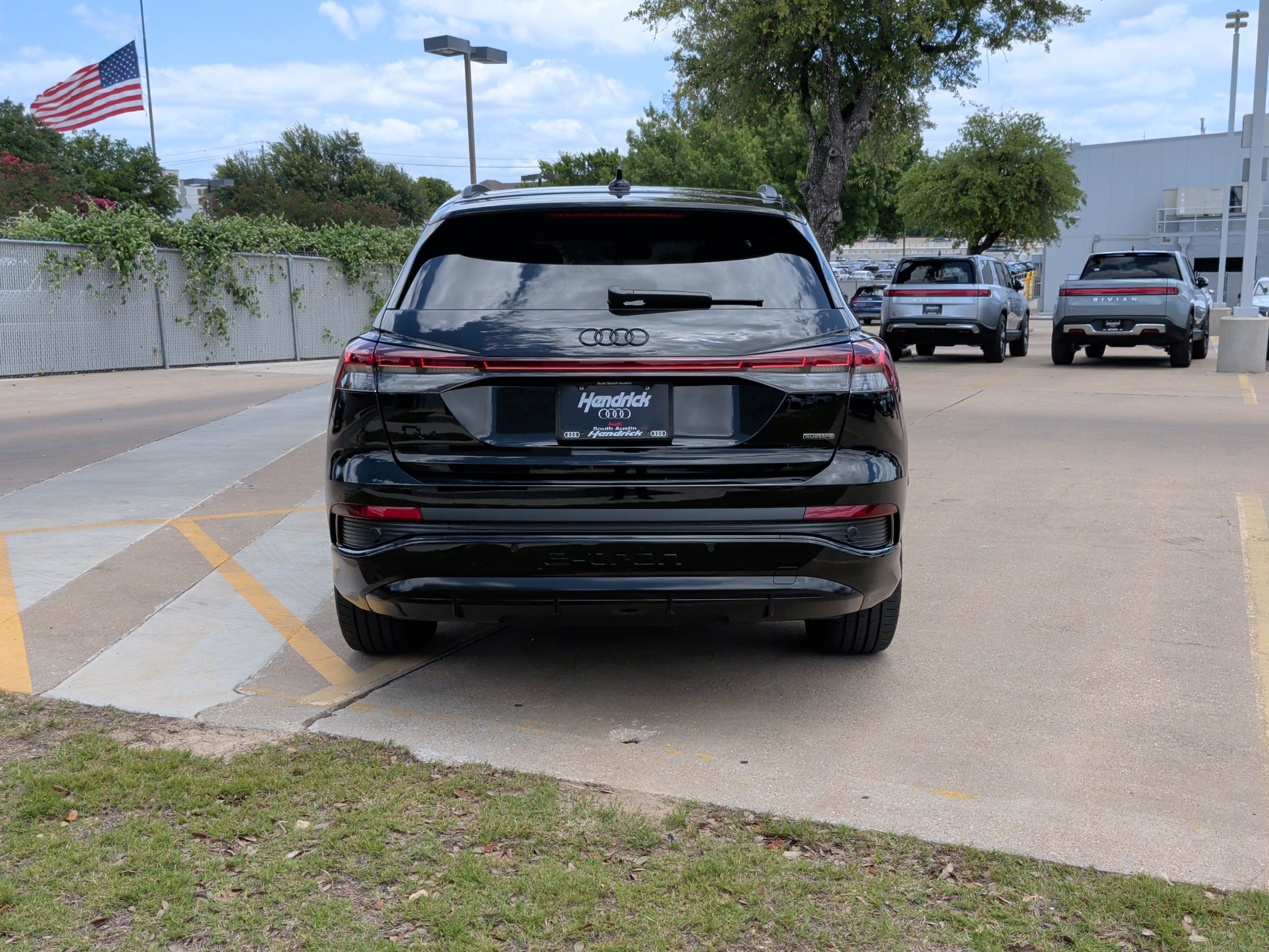 Used 2024 Audi Q4 e-tron Premium Plus w/ Premium Plus AWD/4WD image 9