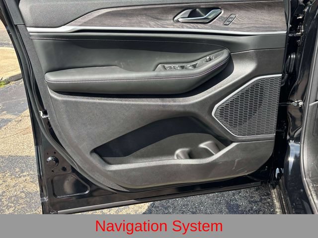 New 2027 Jeep Grand Cherokee Limited AWD/4WD image 17