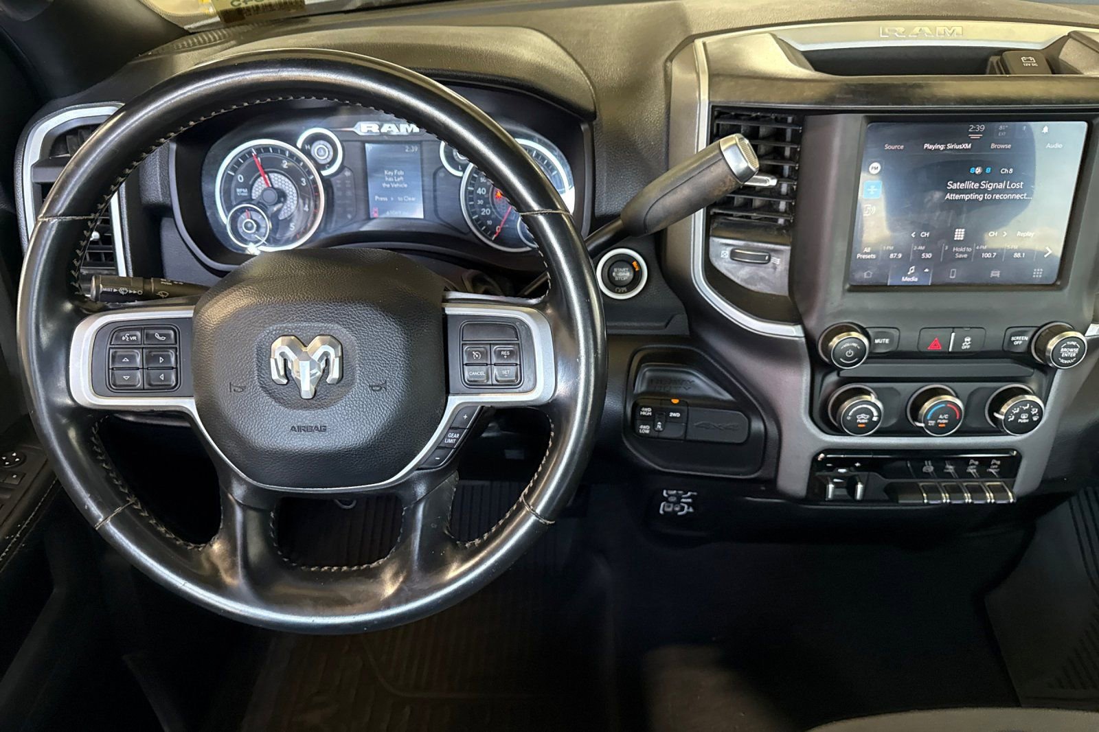 Used 2022 RAM 2500 Big Horn w/ Level A Equipment Group AWD/4WD image 14