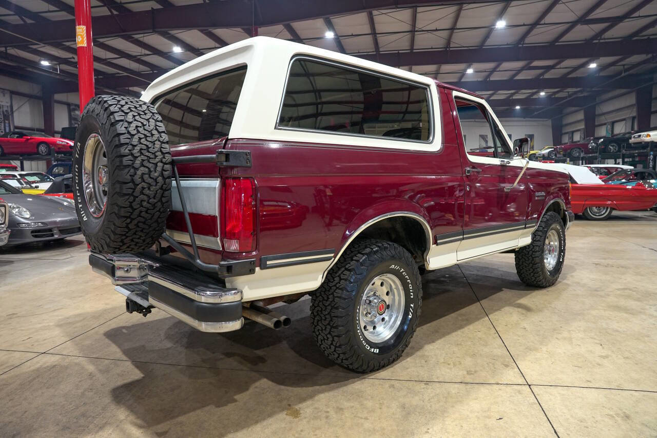 Used 1990 Ford Bronco XLT 2dr 4WD SUV image 21