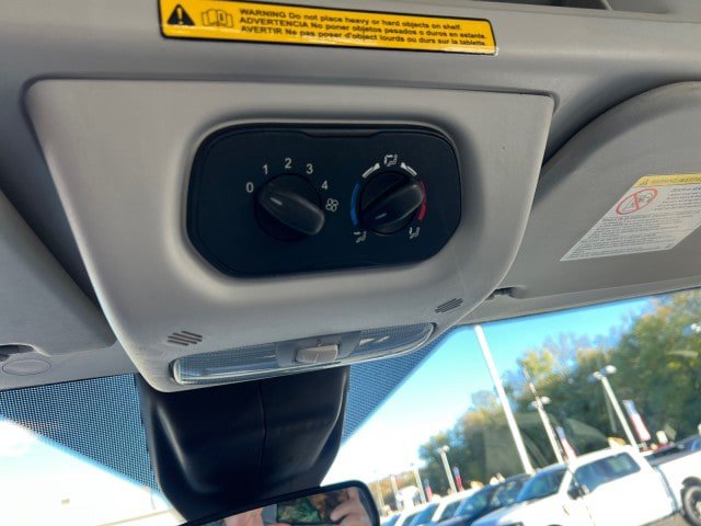 Used 2015 Ford Transit 350 XL RWD image 17