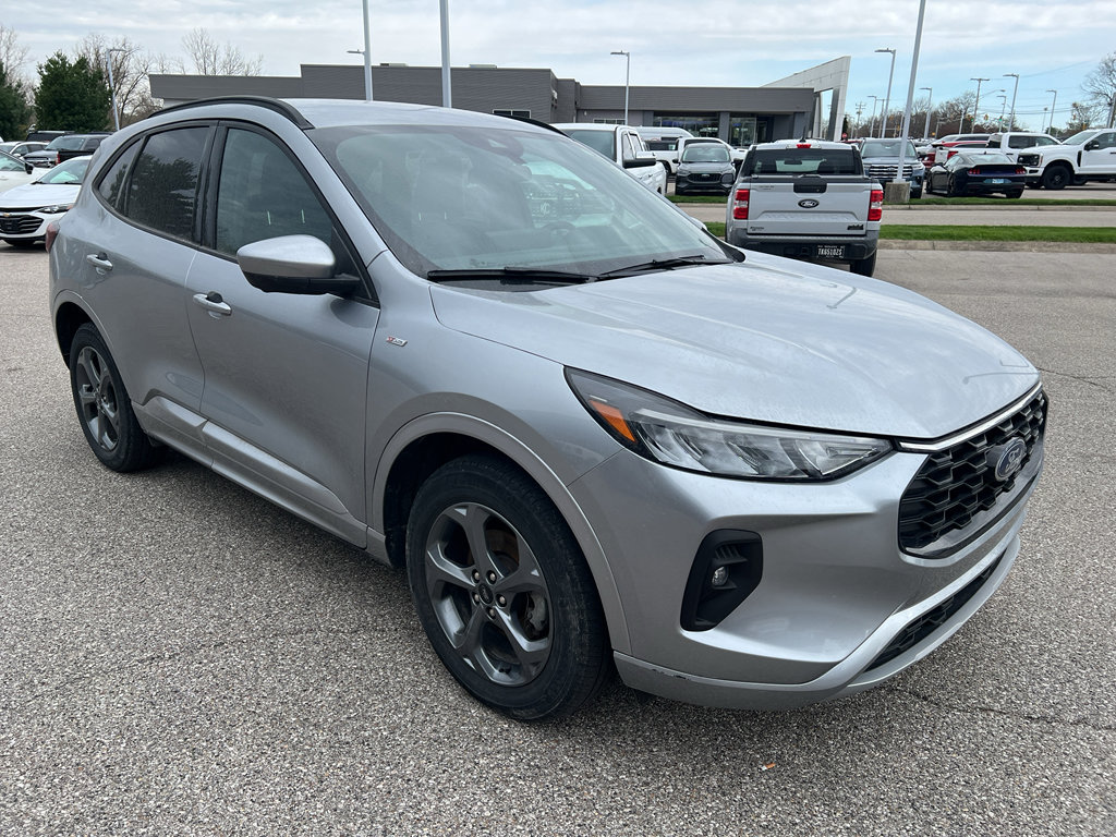Used 2023 Ford Escape ST-Line Select w/ Tech Pack #2 image 9