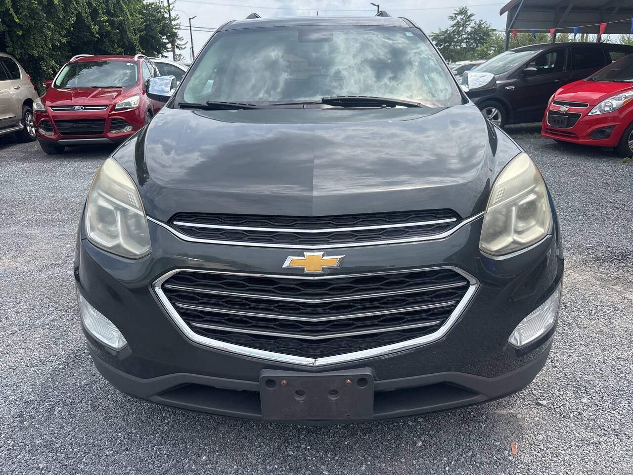 Used 2017 Chevrolet Equinox LT AWD/4WD image 2